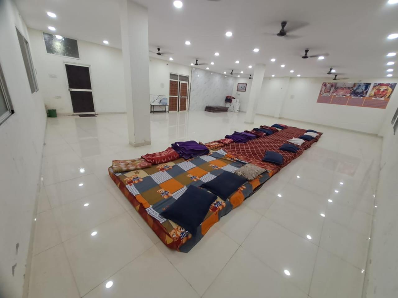 Shree Sawariya Yatri Grah 호텔 우자인 외부 사진