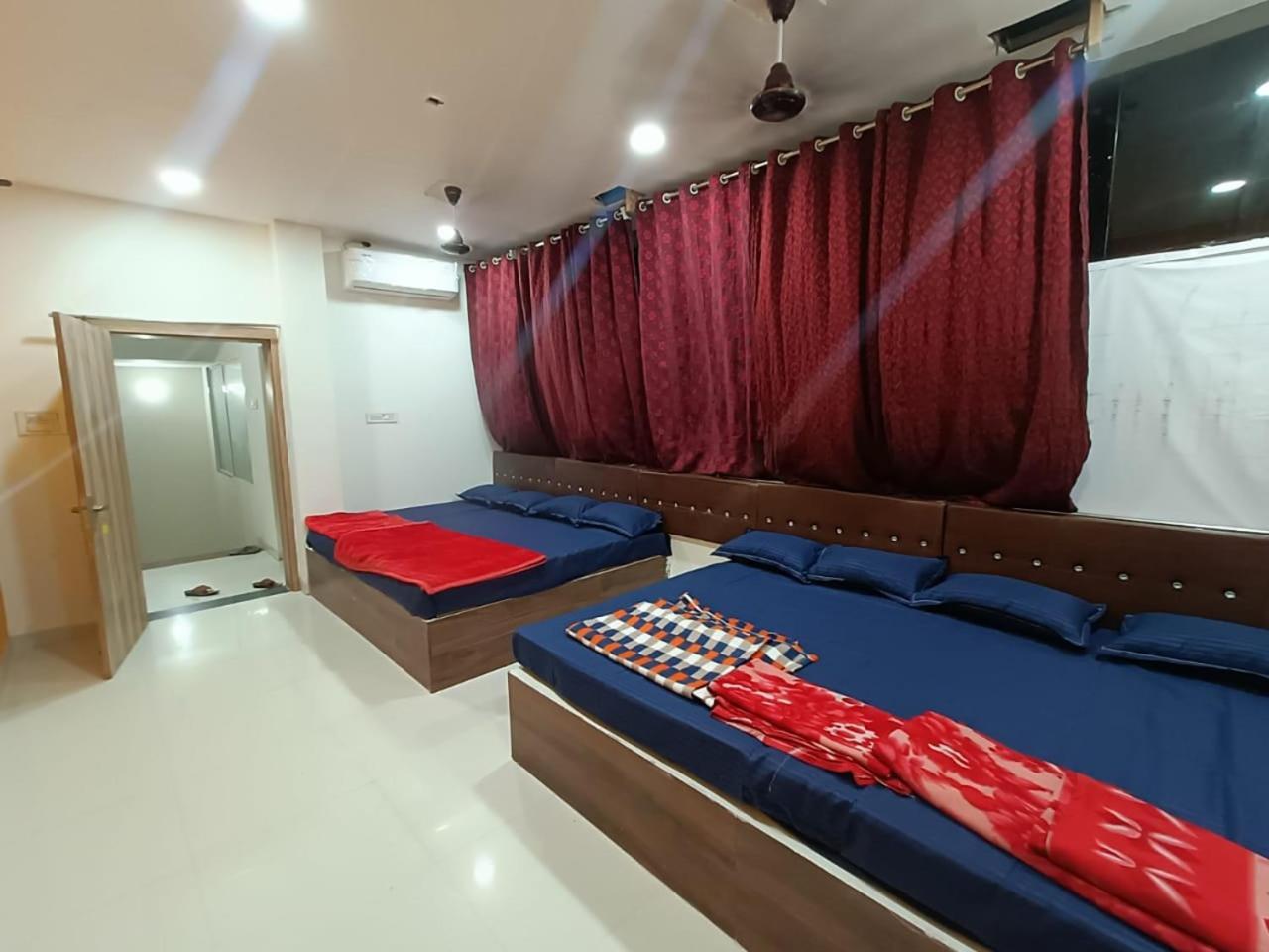 Shree Sawariya Yatri Grah 호텔 우자인 외부 사진